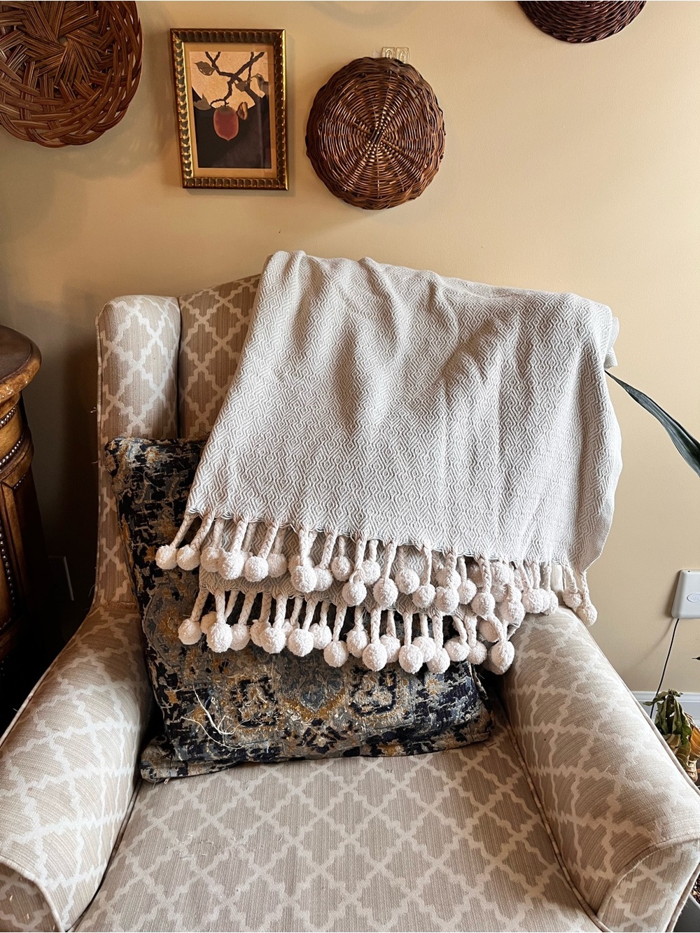 Serena & Lily Geometric Throw Blanket Pom Poms Approx 4โx5โ blue beige cotton